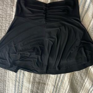 Maurice’s black skirt